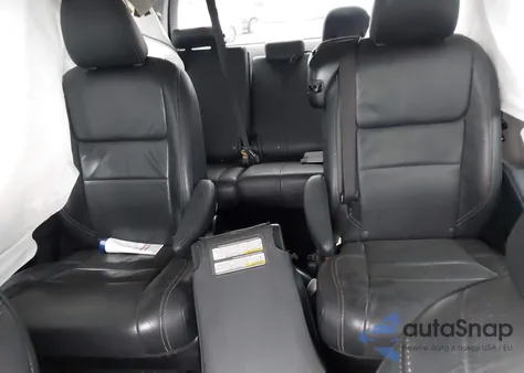 2017 Toyota Sienna Se Premium 8 Passenger из США, поврежденный, VIN 5TDXZ3DC6HS811224